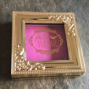 Pretty Vulgar make them Blush 111 Prim Vixen